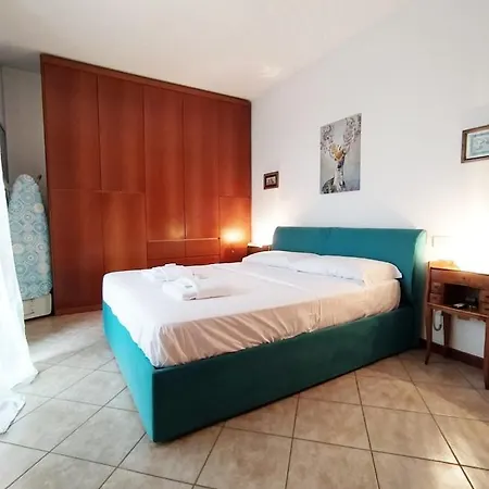 Daire Eleonora's Cozy Apartment. *