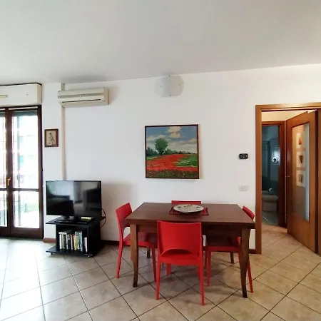Daire Eleonora's Cozy Apartment. Milano